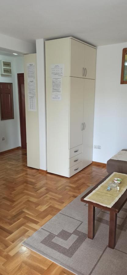 Apartment Laca Vrnjačka Banja Exterior foto