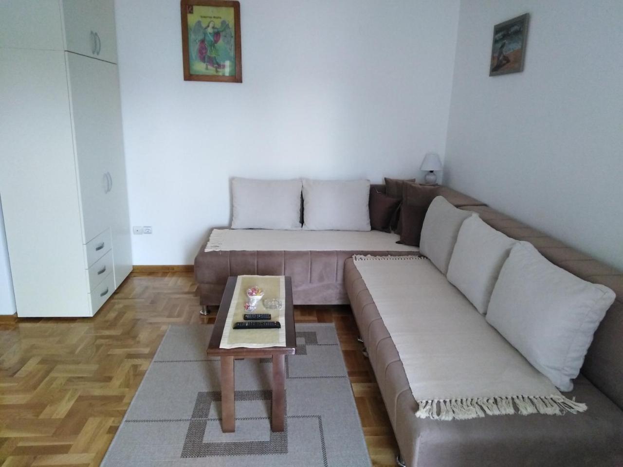 Apartment Laca Vrnjačka Banja Exterior foto